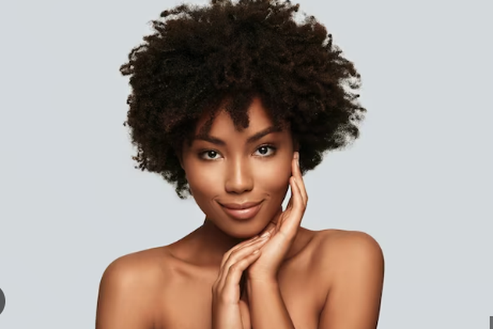 pretty lady (Credit: Freepik)