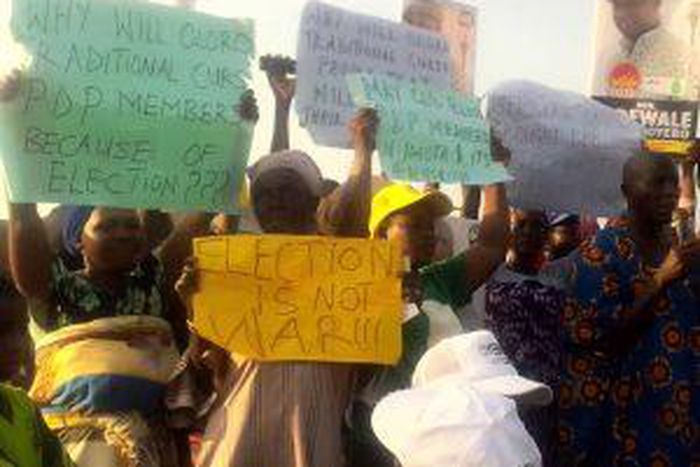 PDP members protest alleged intimidation by traditional rulers in Lagos