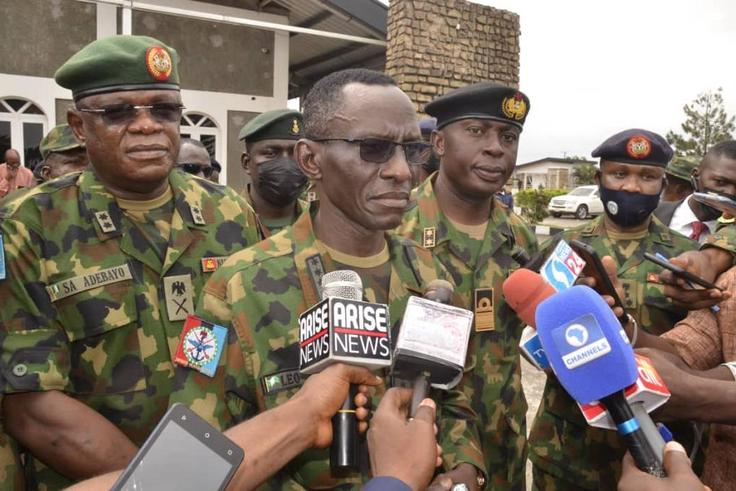 Gen Lucky Irabor addressing the press (AriseTV)