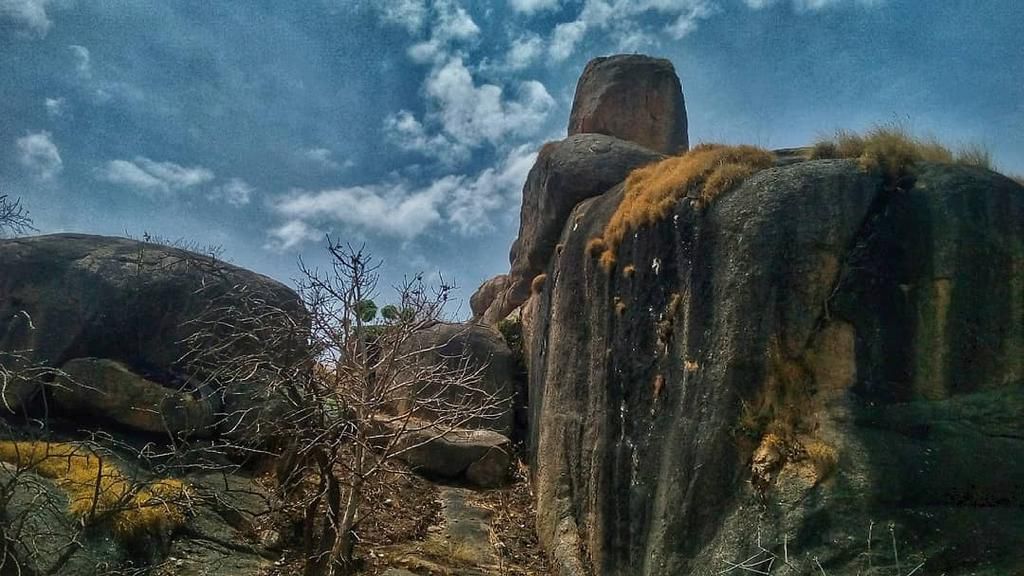 Shere hills in Plateau [Wikidata]