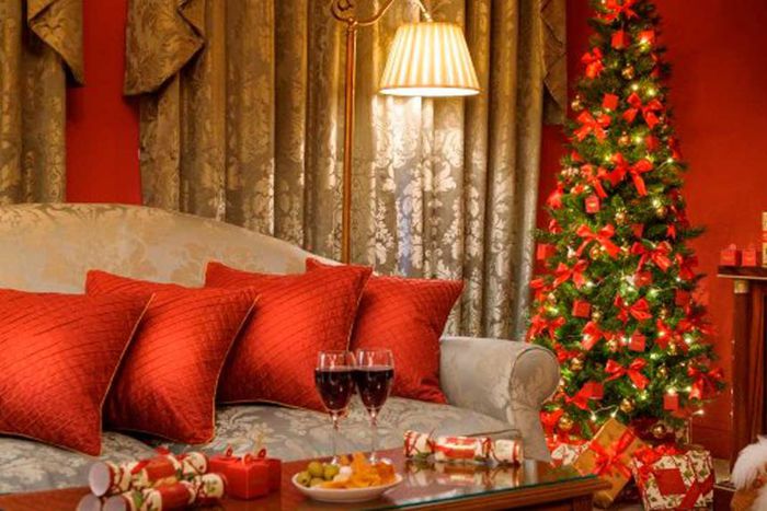 Ibadan residents express divergent views on spicing homes with Christmas decorations.