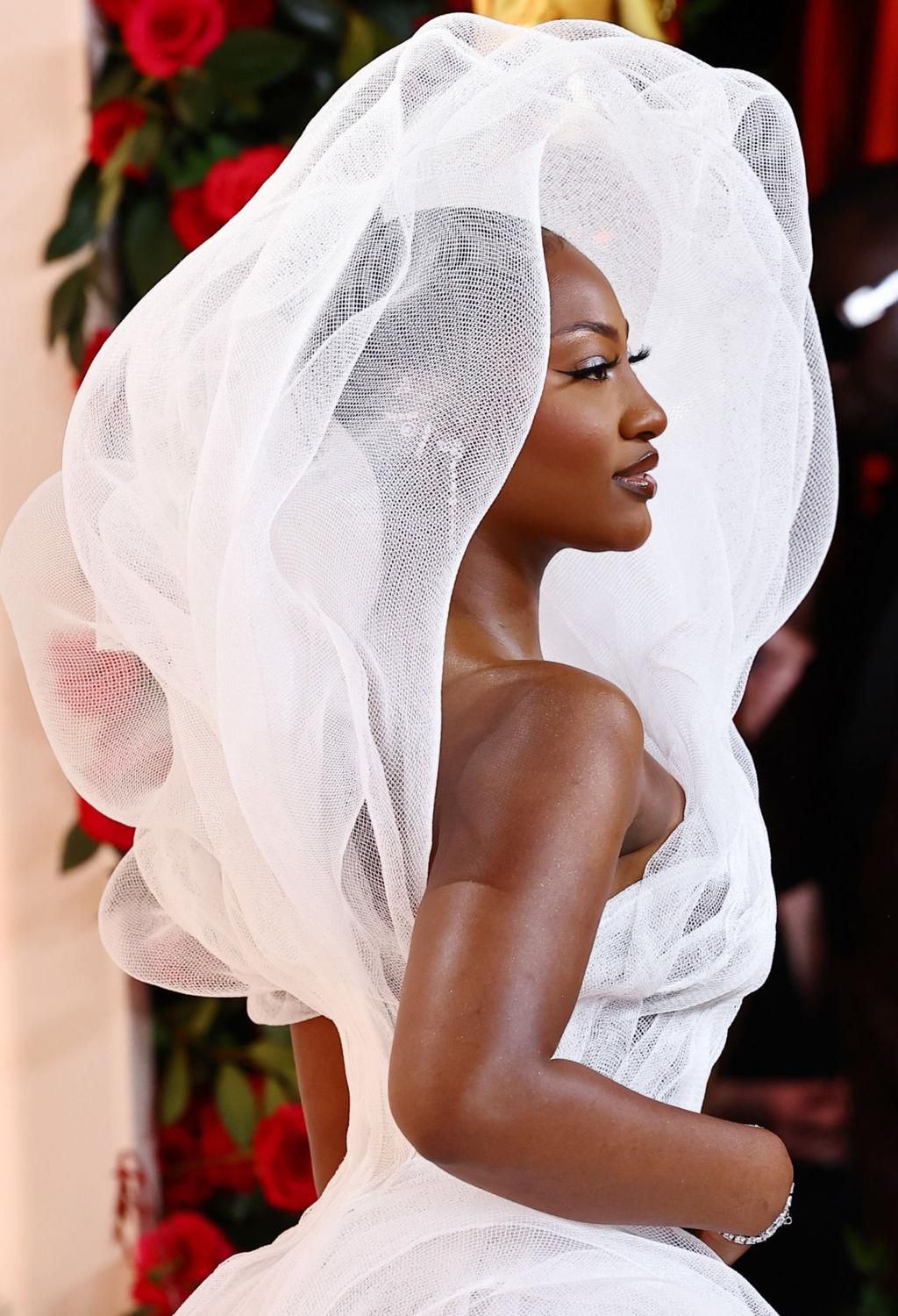 Tems and her large hood at the Oscars Fashion hit or miss? Pulse Nigeria
