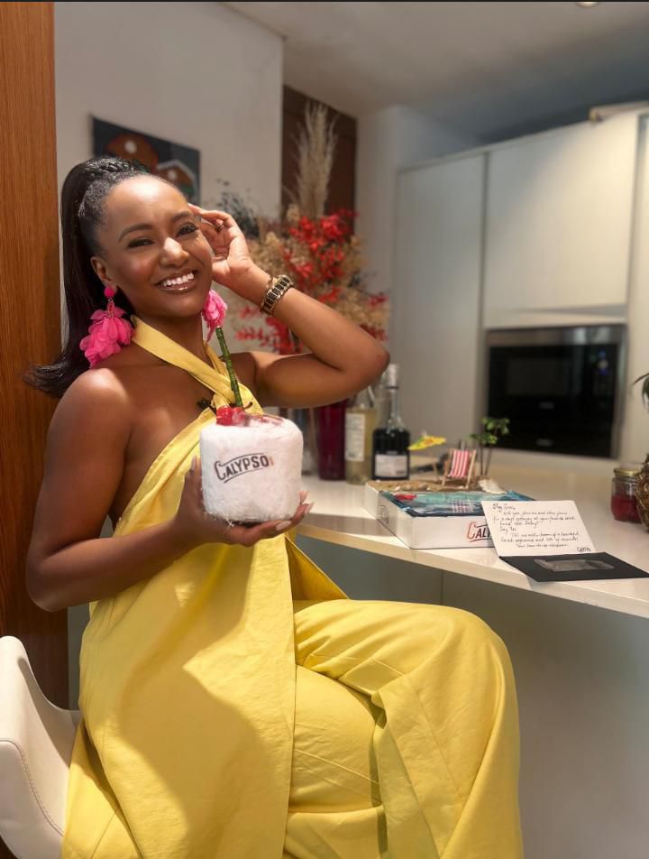 Influencer roll out 007