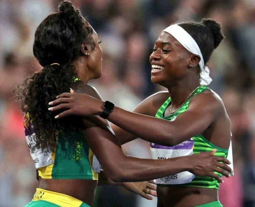 Favour Ofili won Commonwealth 200m Silver medal behind Olympic Champion, Elaine Thompson