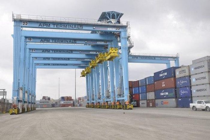 CBN forex restriction; Nigeria loses 50% cargoes to Cotonou port