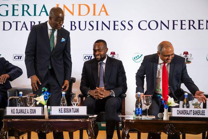 FG commends Indian investors for pledging billion dollars investment in Nigeria. [Twitter:@bosuntijani]