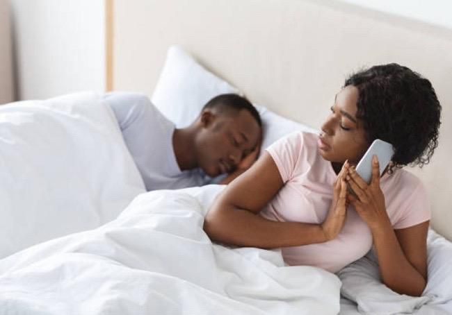 Secret messaging is a form of micro-cheating [Ngnews247]