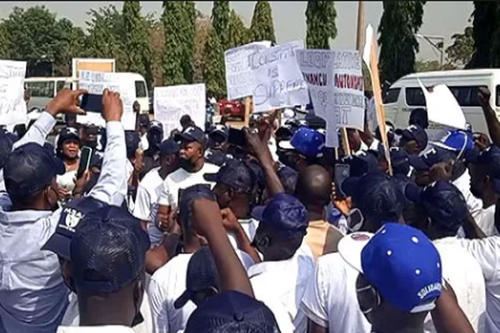 Parliamentary Staff Association of Nigeria (PASAN) [Daybreak Nigeria]