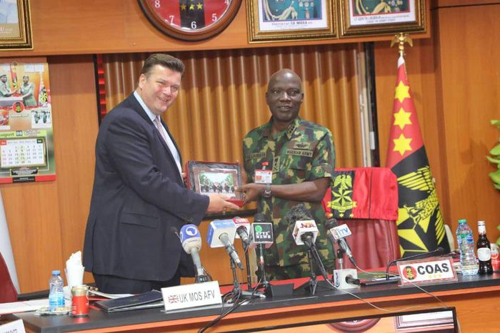 Chief of Army Staff (COAS), Lieutenant General Taoreed Lagbaja received in audience, the United Kingdom (UK) Minister of State for Armed Forces and Veterans, Mr James Steven Heappey. [Twitter:@HQNigerianArmy]