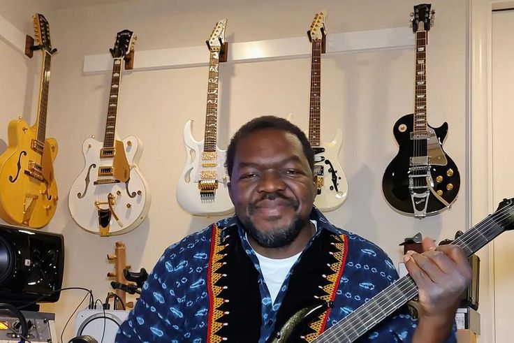 Cameroonian Artist, Dr Okwen, is invigorating Moghamo culture globally