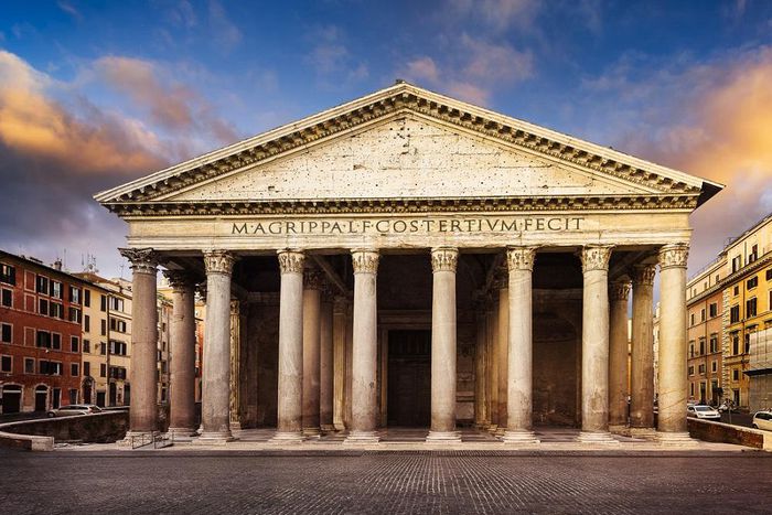 The pantheon is one of the oldest buildings that's still in use today [imhussain]