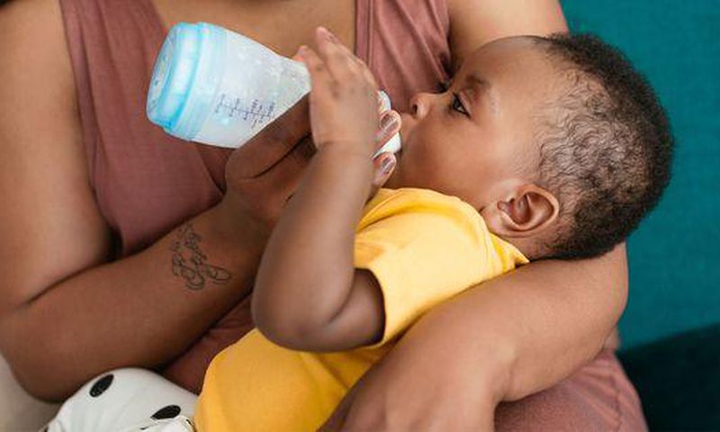 There are alternatives to breastfeeding [Pinterest]