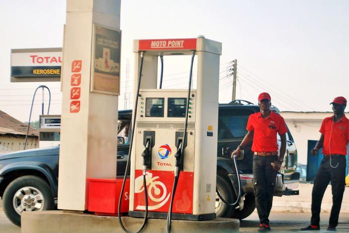 Fuel station owners in Kano gnash teeth as sales drop. [commons]
