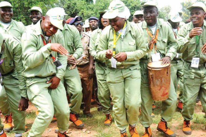 Jubilant NYSC members [The Herald Nigeria]
