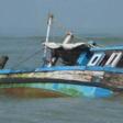 Boat capsizes
