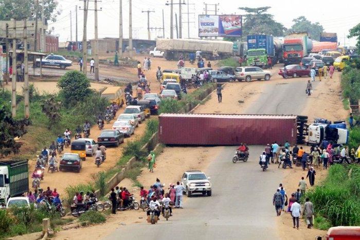 Another 40-foot container truck falls on Ikorodu-Sagamu Expressway(Illustrative)