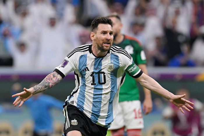 Lionel Messi celebrates his goal.