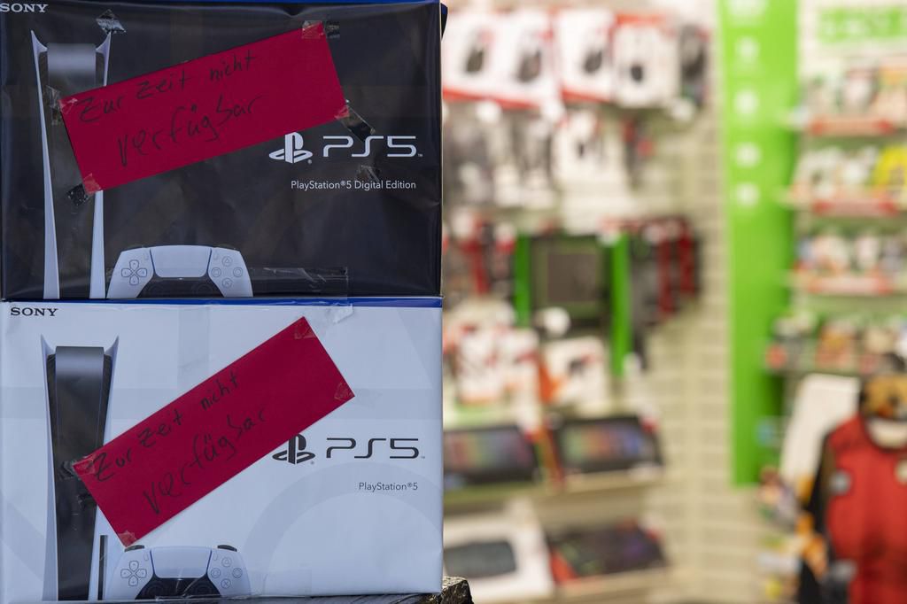 Sony planned for fewer PlayStation 5 sales