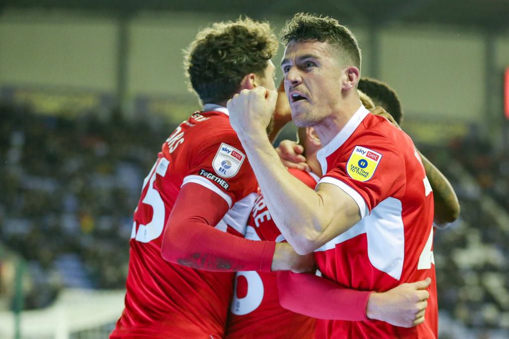 Middlesbrough are favourites to win at home to Huddersfield