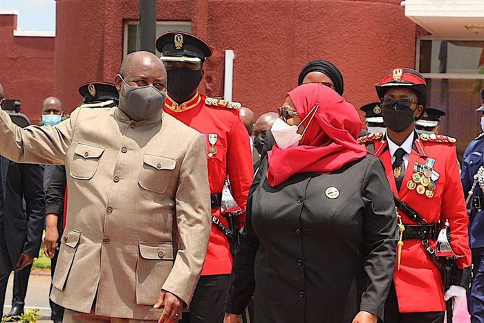 Evariste Ndayishimiye and Samia Suluhu Hassan