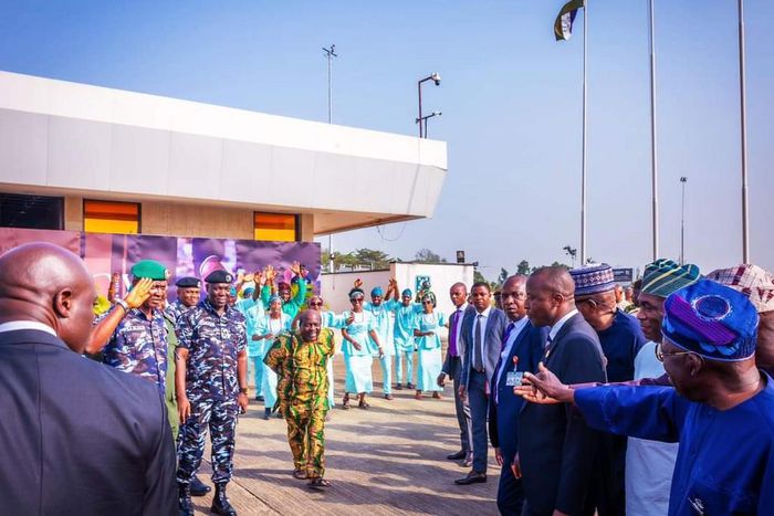 Heartwarming moment Tinubu spotted veteran actor Papa Ajasco at Lagos airport  [Presidency]