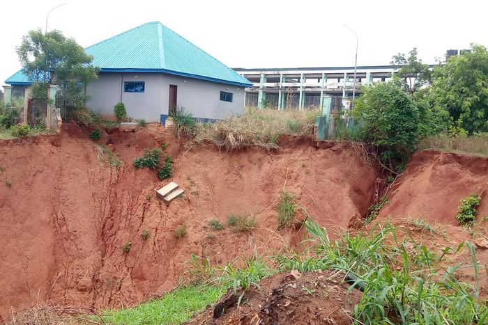 State High Court, adjacent to Ekwueme Square, Anambra.