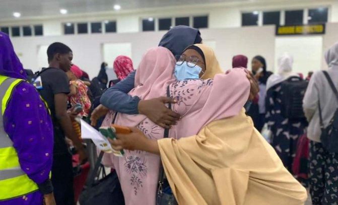 Nigerians who fled from war-torn Sudan reunite with family in Abuja [Politics Nigeria]