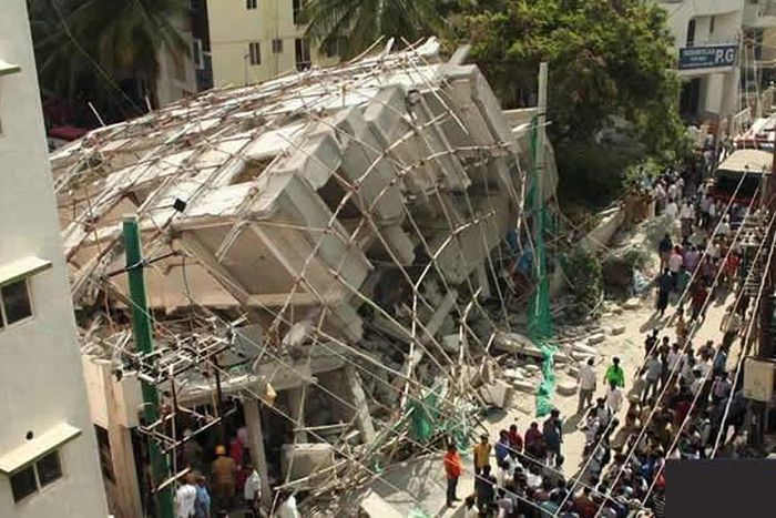 7-storey building collapses at Banana Island in Lagos.