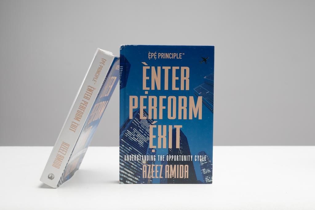 Azeez Amida Unveils “Enter, Perform, Exit (EPE Principle): Understanding the opportunity cycle” to Huge Applause in Lagos