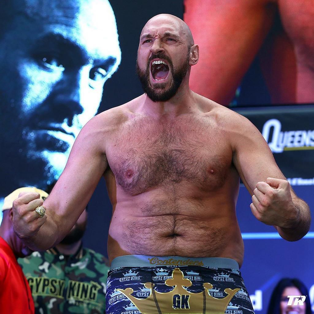Fury takes on Chisora for the third time at the Tottenham Hotspur Stadium London