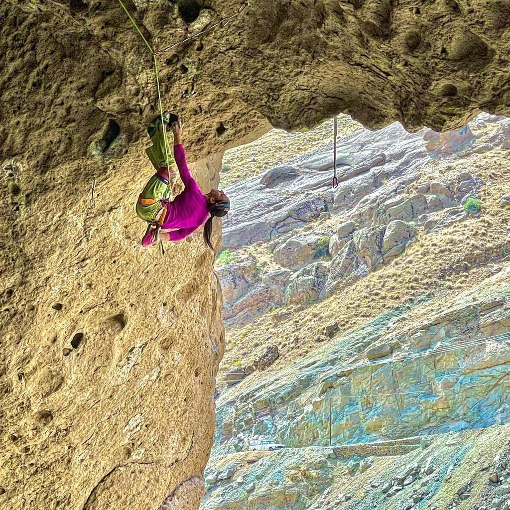 Elnaz Rekabi during a Climbing session.