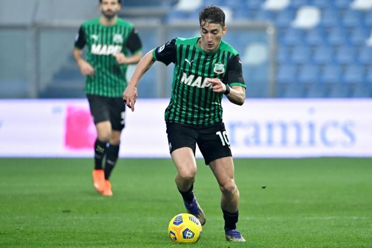 Sassuolo's Serbian midfielder Filip Djuricic saw red just after half-time against SPAL.