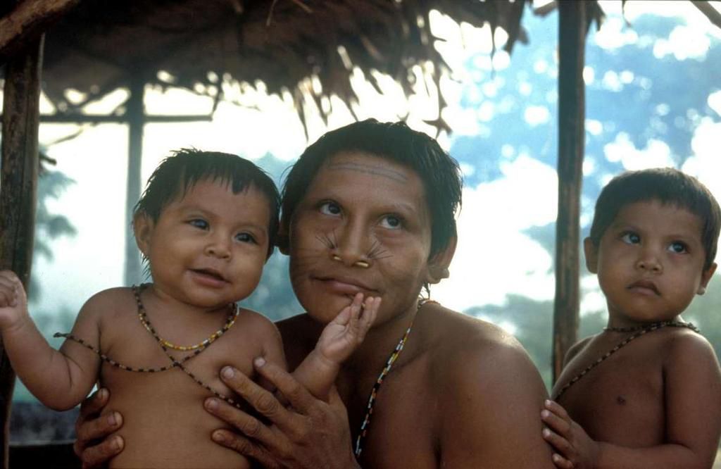 Amazonian women could sleep with multiple men [survivalinternational]