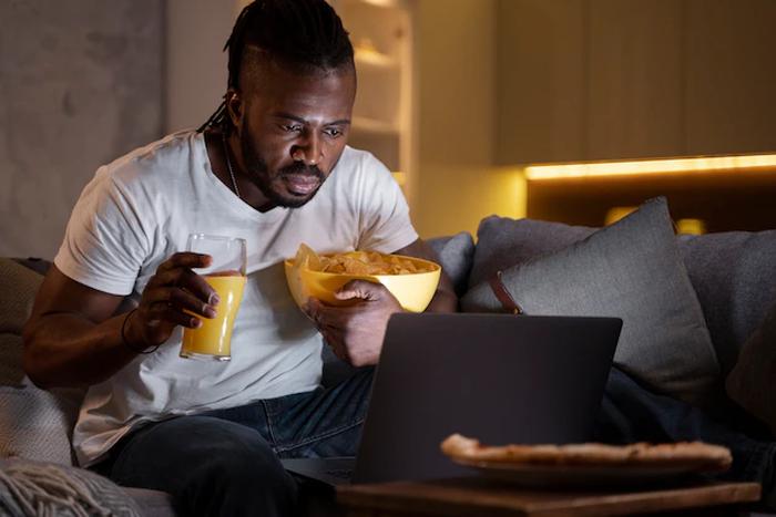 Here's what to eat when you wake up at night [Freepik]