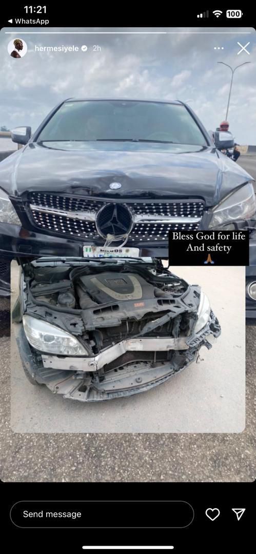 Hermes' vehicle after the accident