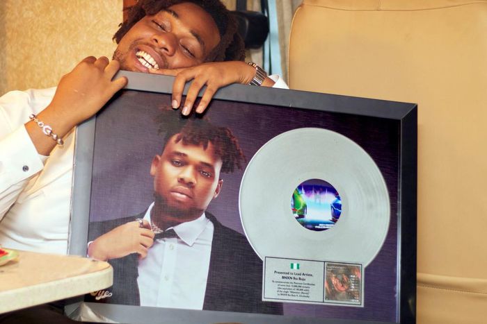 BNXN posing with his certification