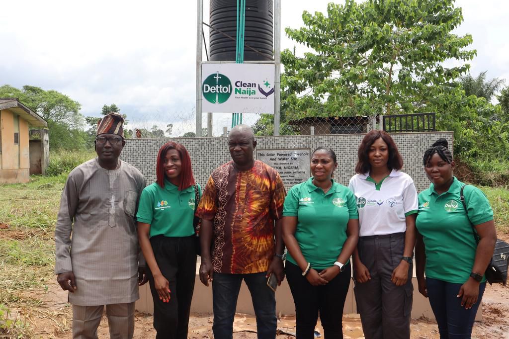 Dettol Nigeria provides community with clean water, promotes hand hygiene for 2023 Global Handwashing Day