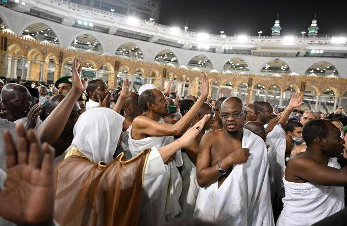Buhari performs Umrah rituals in Makkah.