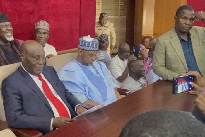 Atiku arrives Presidential Election Petition Court with entourage. [Twitter:Kayy]