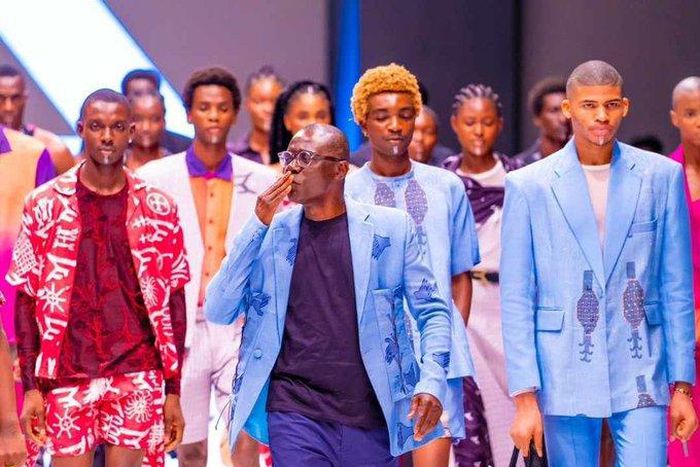 Sanwo-Olu walking Lagos Fashion Week [Twitter]