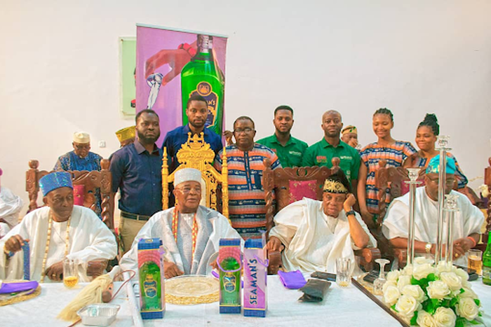 L-R – Oba Saburi Babajide Bakre, Gbagura of Agura, Oba Adedotun Aremu Gbadebo, Okukenu IV, Alake of Egba Land and Oba Prof. Saka Adeola Matemilola, Olowu of Owu, with the Seaman’s Schnapps entourage standing behind during a courtesy visit to the palace...