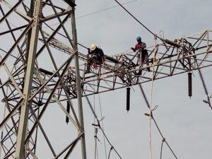 TCN staff working assiduously to restore power supply to Sokoto, Kebbi and Zamfara States following fire outbreak in its substation in Birnin Kebbi on Thursday night. [NAN]