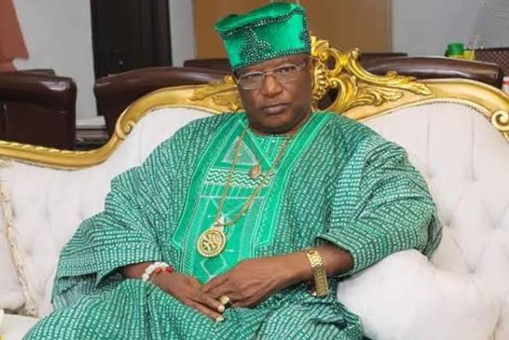 Dr Raymond Adedoyin