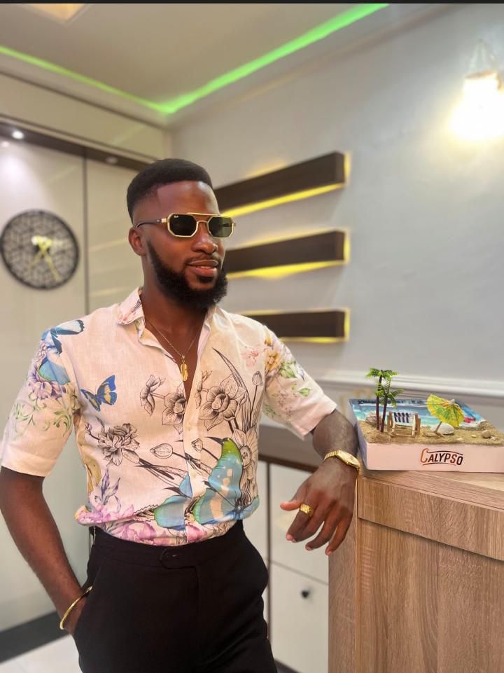 Influencer roll out 004