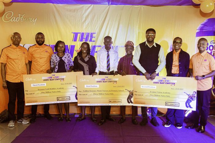 L-R: Head, Corporate Communications and Government Affairs, Frederick Mordi; Category Manager, Beverage & Biscuit, Tolulope Olaoye; Managing Director, Mrs. Oyeyimika Adeboye and Marketing Lead, Motsamai Pule, all of Cadbury Nigeria Plc, with the winner...