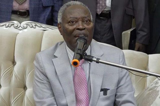 The General Superintendent of the Deeper Christian Life Ministry, Dr William Kumuyi, addresses journalists in Taraba State on November 16, 2022. (Channels TV)