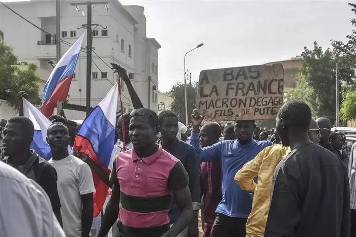 Russian flags spotted in Niger [Guardian]