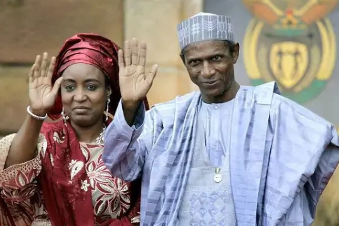 Turai Yar'Adua with the late President Umaru Musa Yar'Adua [Naija News]