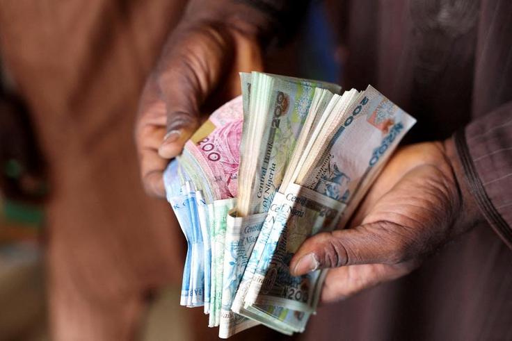 Nigeria’s naira hits new lows vs dollar at official market