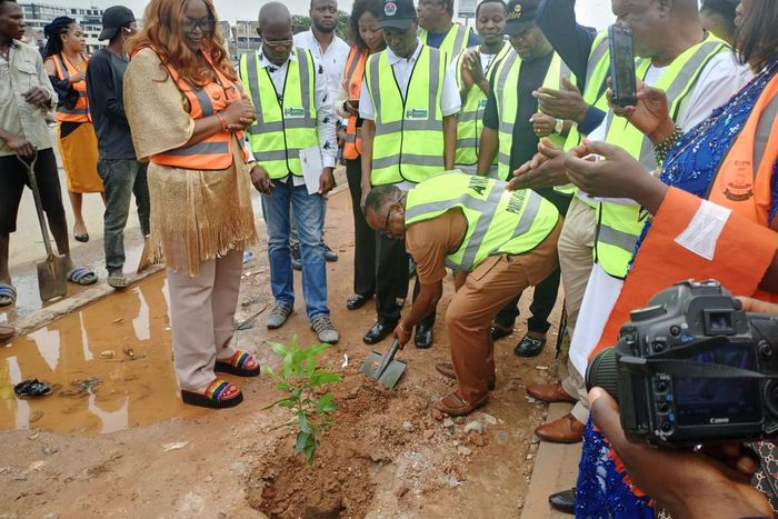Tree-planinting-exercise-at-Guzape-District-Abuja-on-Tuesday, July 25, 2023 (Credit: NAN)